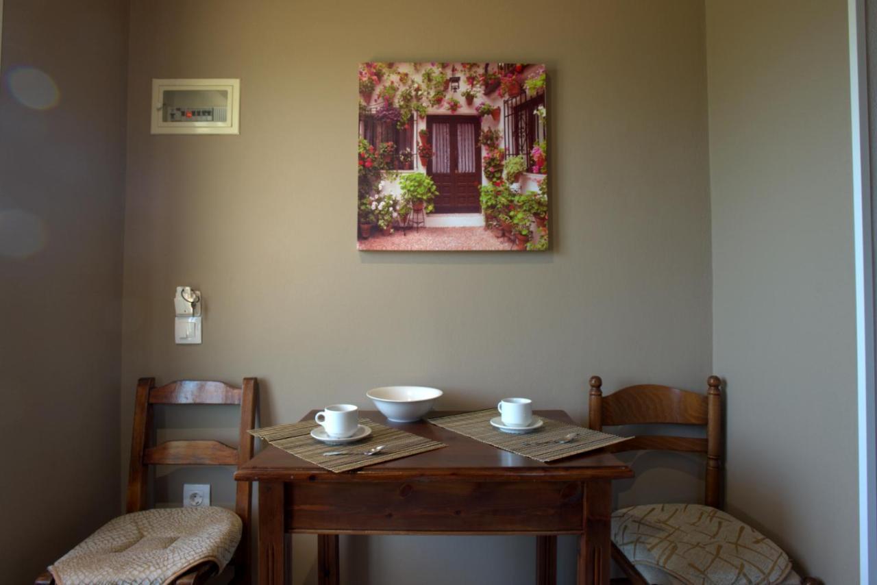 Ilias Apartments Ipsos Bagian luar foto