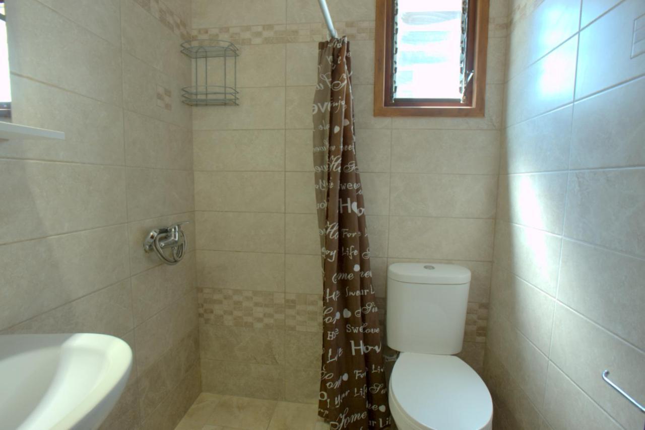 Ilias Apartments Ipsos Bagian luar foto