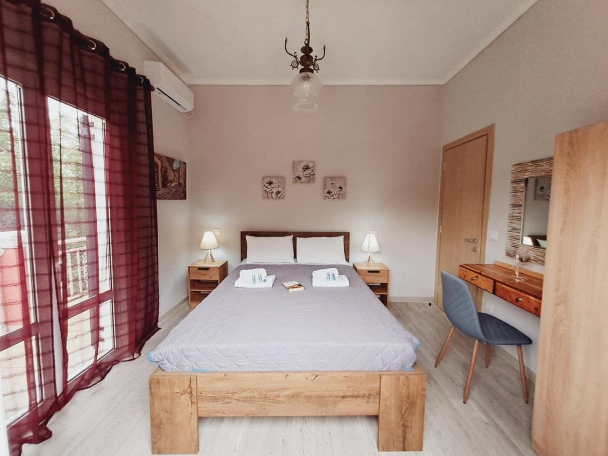 Ilias Apartments Ipsos Bagian luar foto