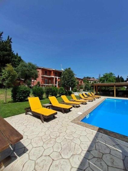 Ilias Apartments Ipsos Bagian luar foto